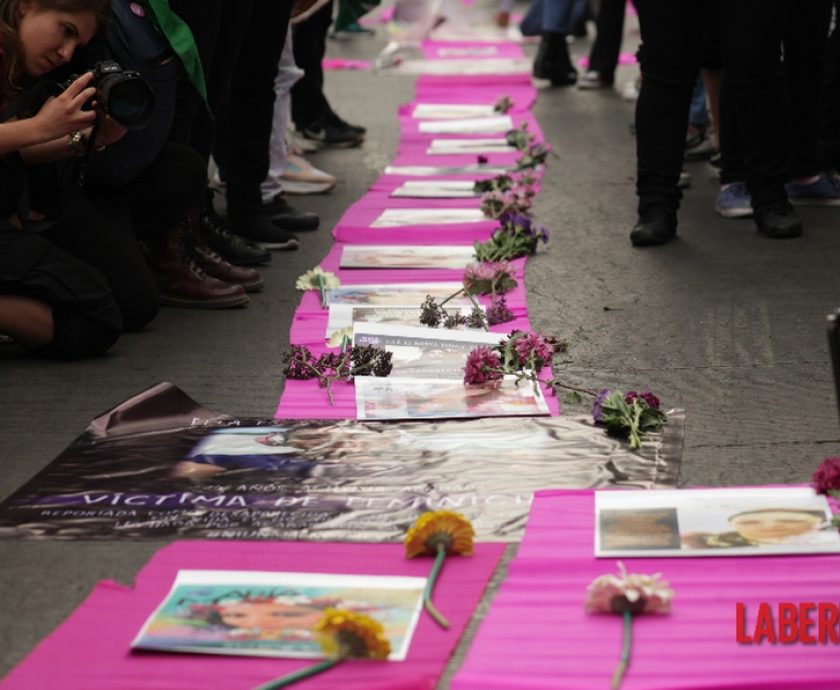 revolucion-femenino-insurreccion-atraviesa-aspectos