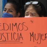 Con marcha de luz, exigen justicia para Estela, indígena asesinada en San Pedro Jicayán