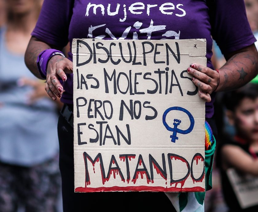 Un nuevo feminicidio tras haber denunciado al agresor conmociona a Argentina