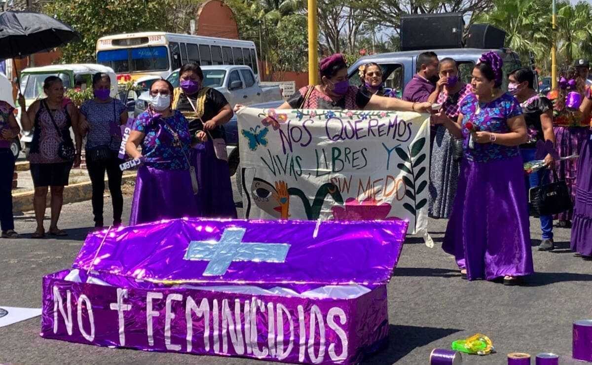 marcha_m8_2022_feminicidios_oaxaca