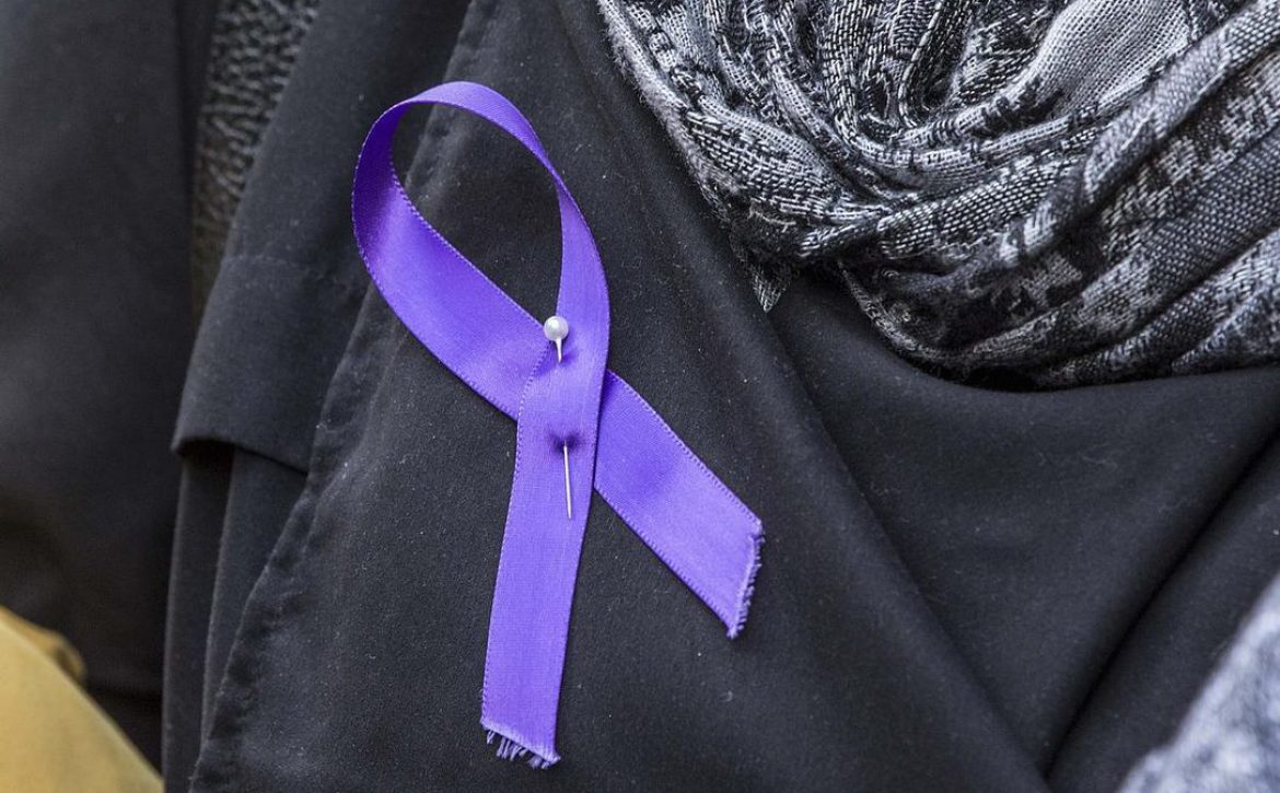purple_ribbon