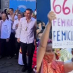 Video: «666 feminicidios». Protesta mujer junto al gobernador de Oaxaca