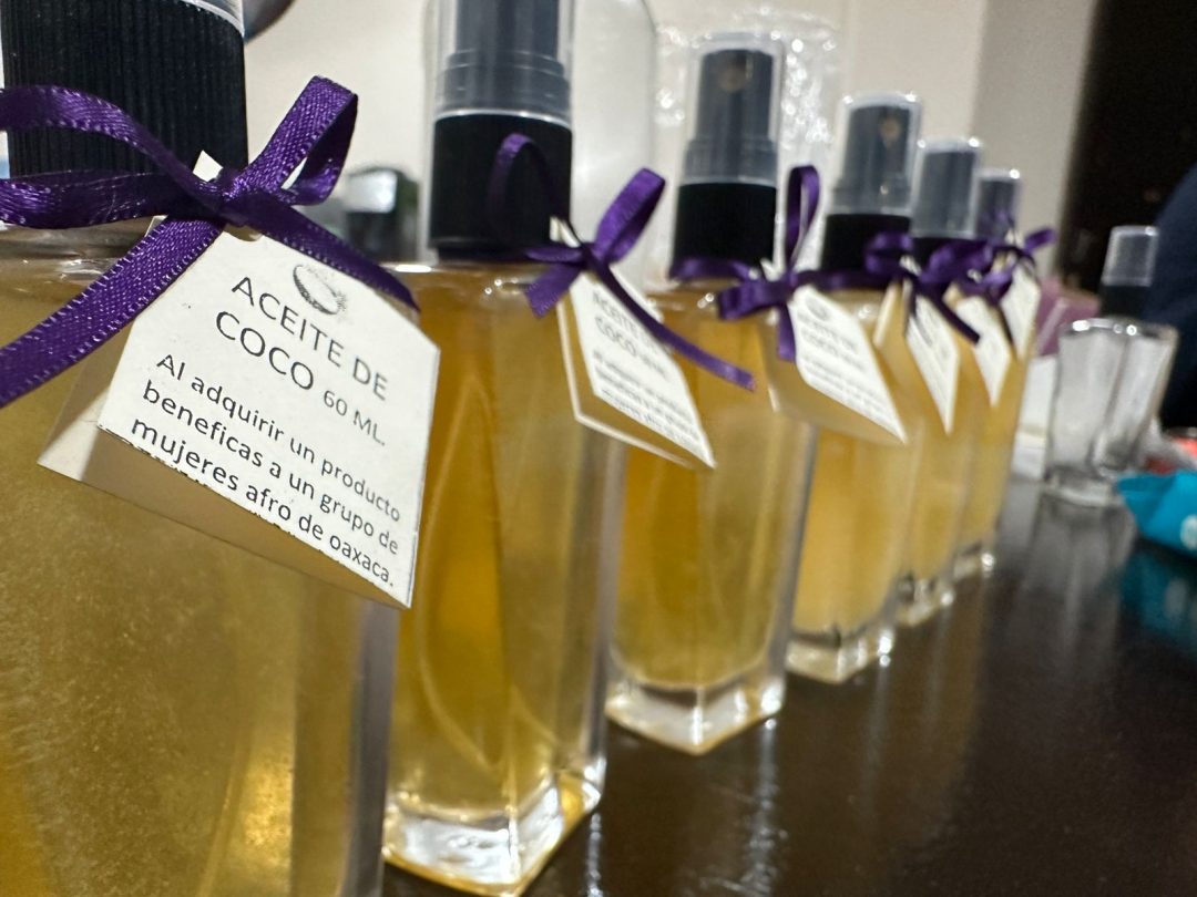 🌿✨ Aceite de Coco 100% Orgánico ✨🌿 ( Atomizador con 60 Ml y con pomadera con 50 Ml)